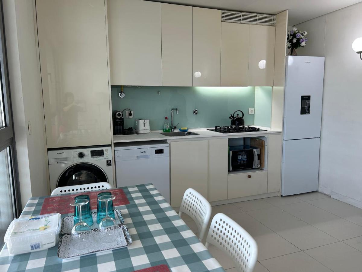 Yingying Apartamento With A Free Parking Space Lisbon Luaran gambar